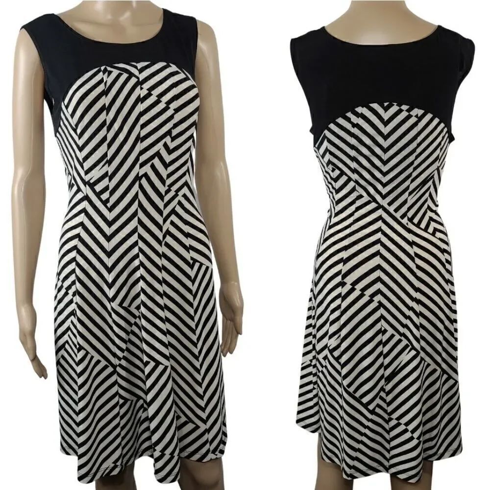 Robbie Bee black & white striped Sleeveless dress